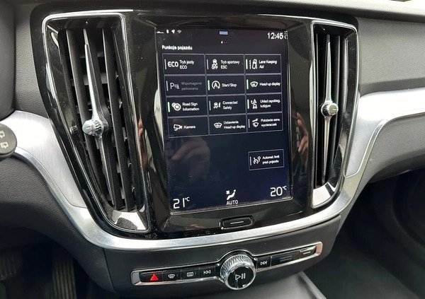 Volvo V60 cena 111900 przebieg: 113315, rok produkcji 2019 z Buk małe 154